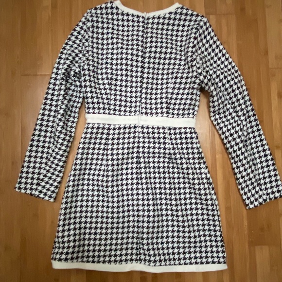 Upper East Side Brunch Dress - Picture 2 of 2